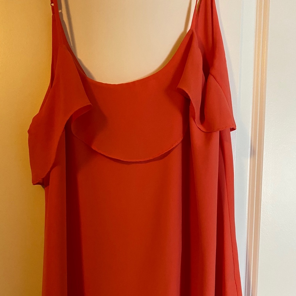 2/$20 Orange chiffon top with v back
